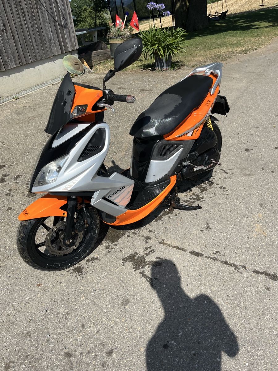 Kymco Scooters: Kymco 125 Roller super8 – Défectueux à Steckborn par Fendtfavorit 1
