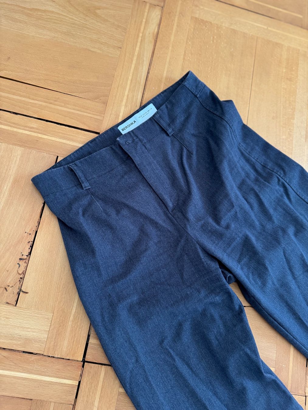Pull&Bear Pantalons: Pull & Bear Stoffhose, Grösse 38 Dunkelgrau – D'occasion à Wittenbach par Apicel 2