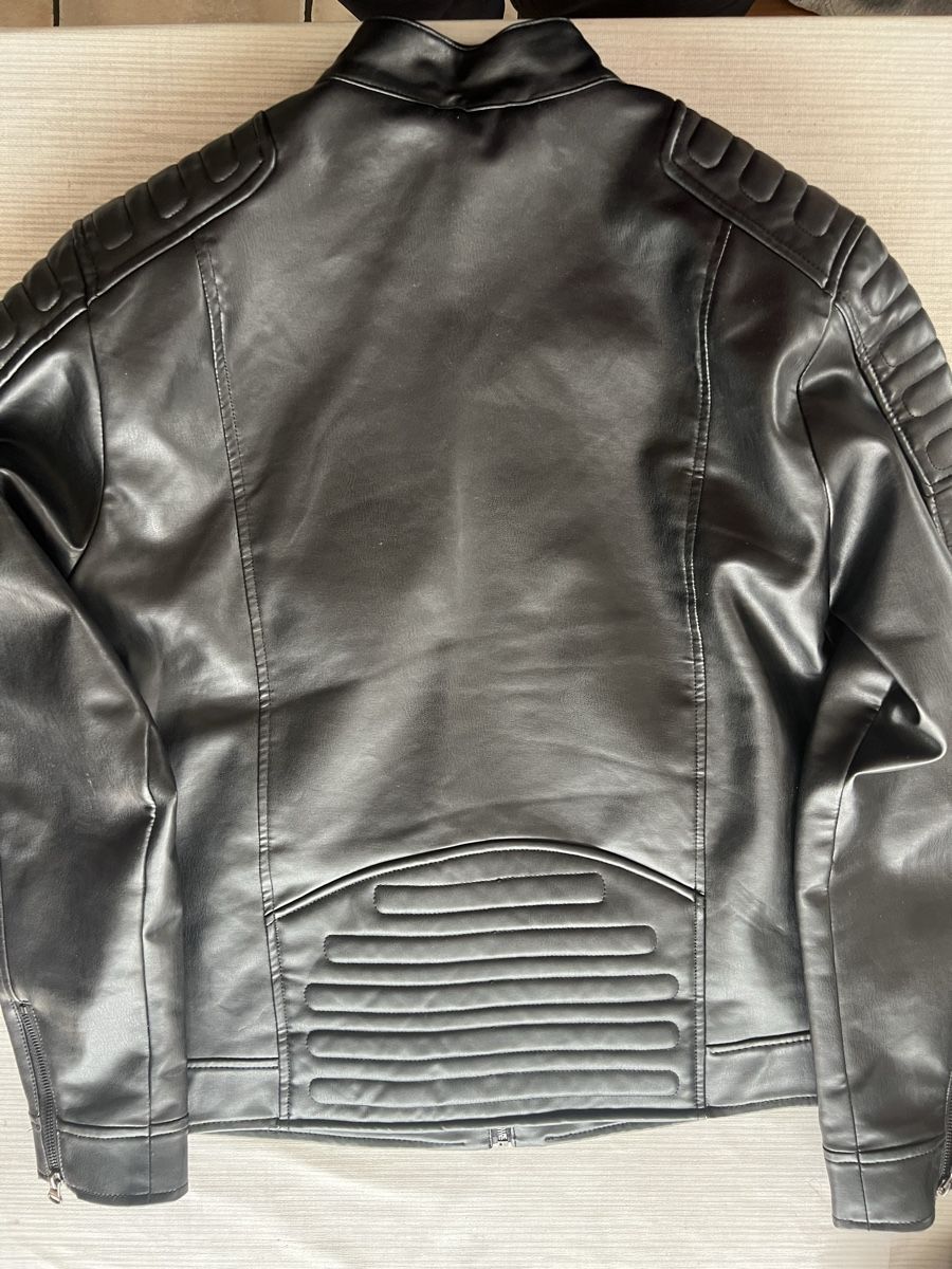 Pull&Bear Giacche: Lederjacke – Usato da Strada venduto da Betflo 4