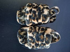 UGG Hausschuh Gr. 32.5