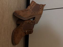 Braune Stiefeletten mit Nieten, Grösse 41, Top Zustand