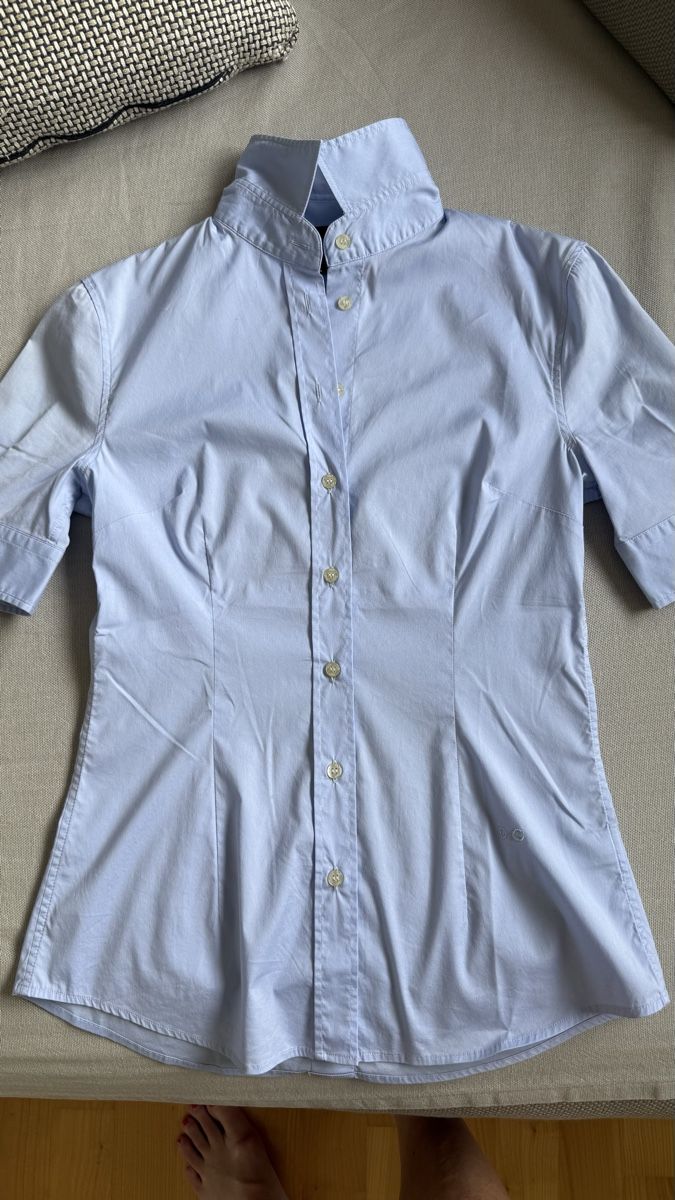 Camicette: Kurzarm-Bluse von D&G – Usato da Küsnacht venduto da cri_ngg5