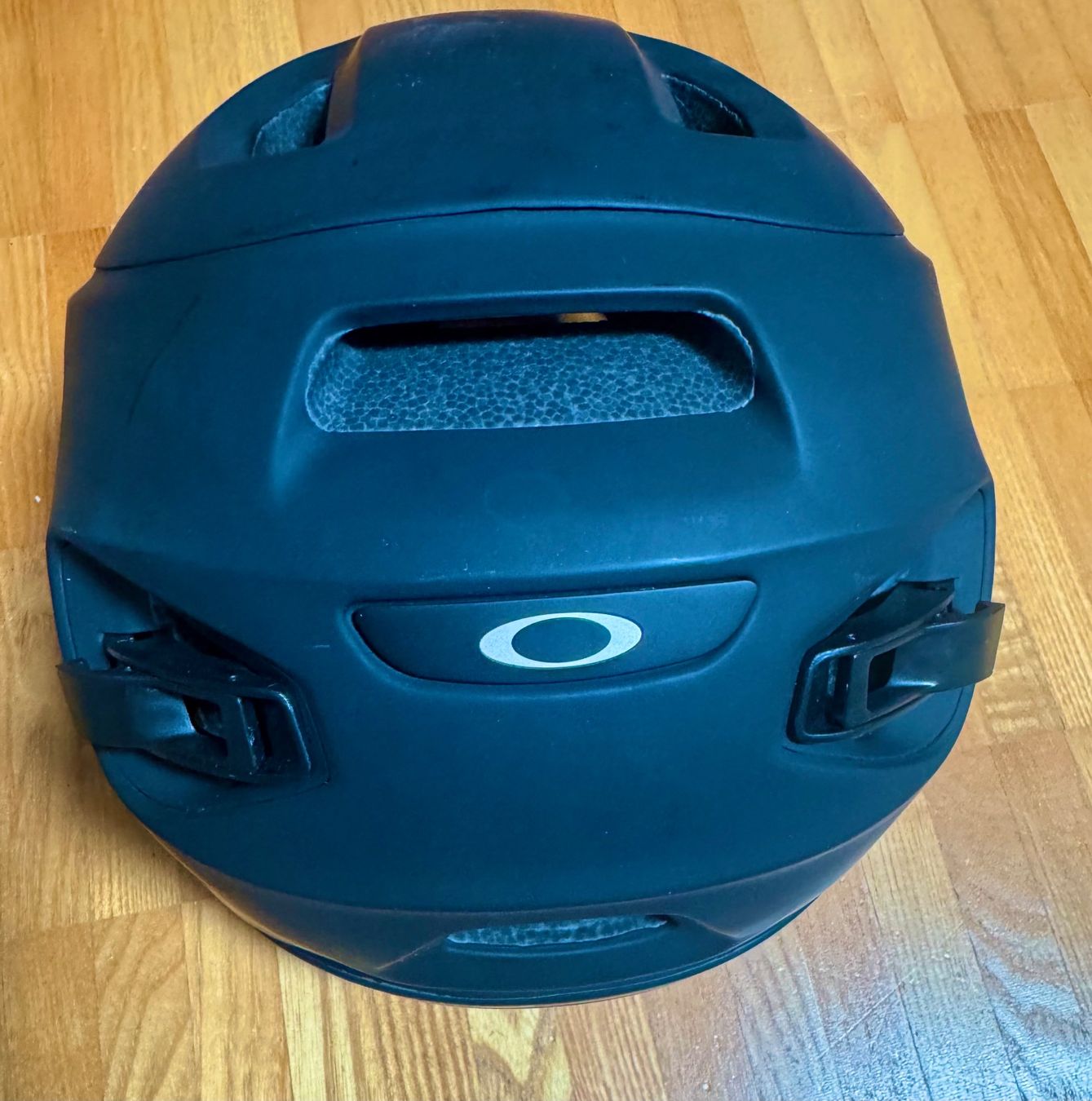 Casques: Fahrradhelm MB OAKLEY DRT5 Mips 'L' – D'occasion à Regensdorf par wildstar01 1