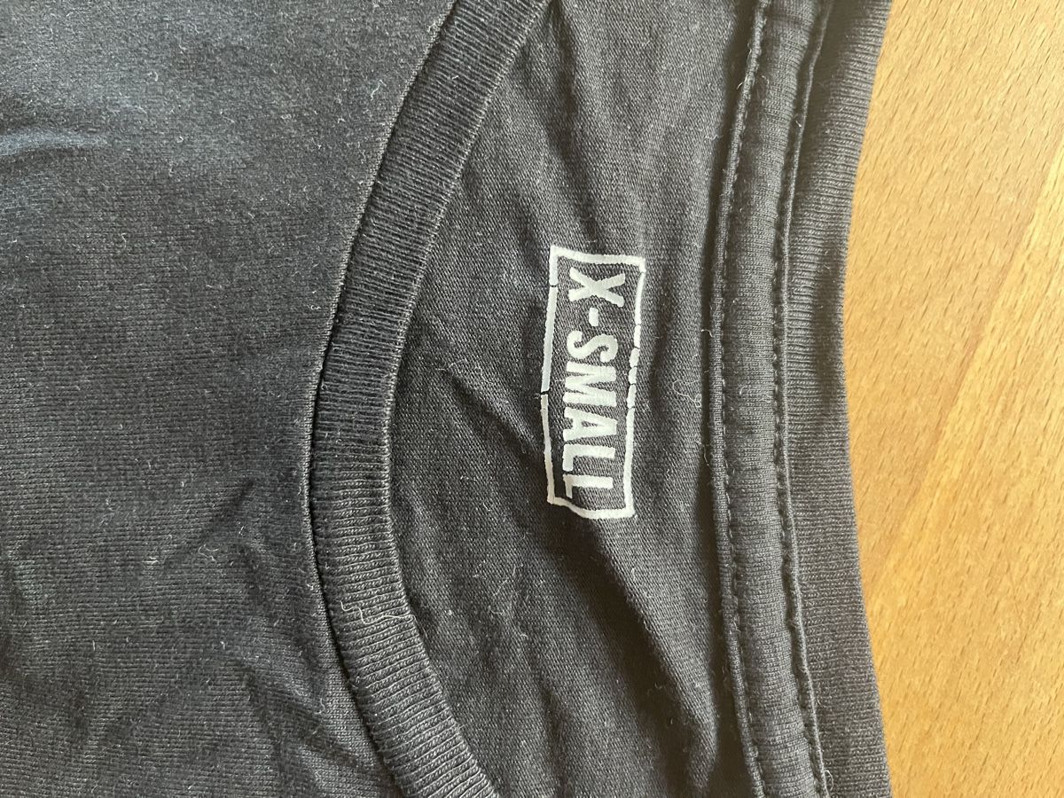 T-shirt: 4 T-Shirts – Usato da Möriken AG venduto da Tigerente12 8