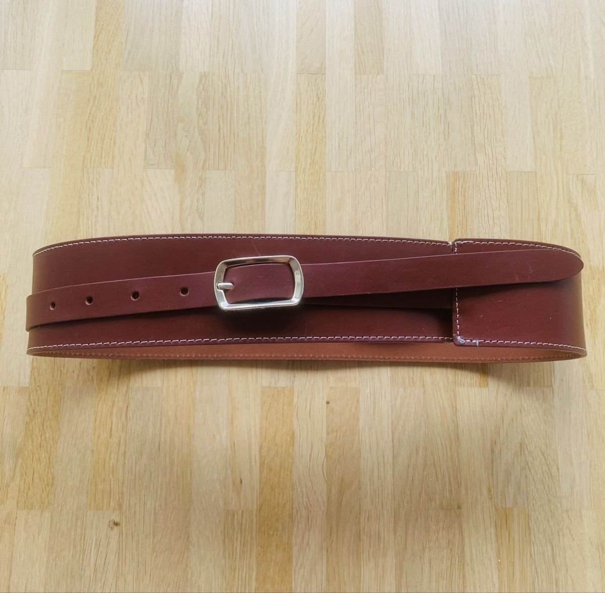 Zara Cinture: ZARA Leder Taillengürtel Grösse 80 Sommeraccessoire – Usato da Zürich venduto da MK124