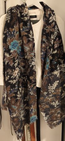EPICE Kopenhagen Schal 100% Wolle floral, top Zustand