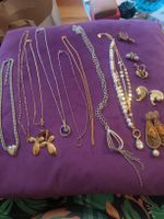 lot bijoux diverses 