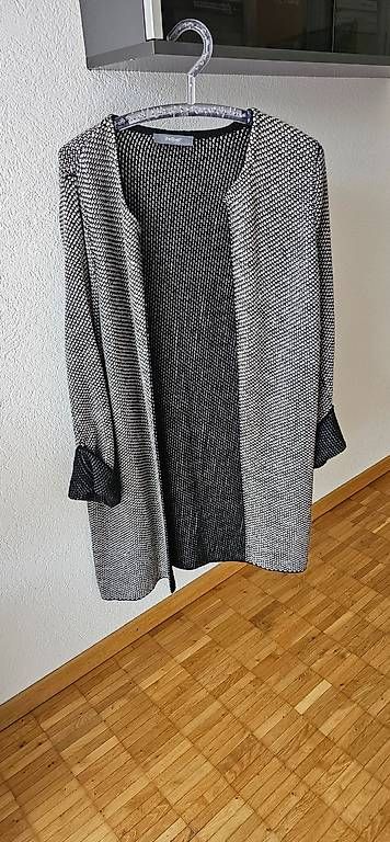 Giacche: Strickjacke  – Usato da Stettlen venduto da bruennen66