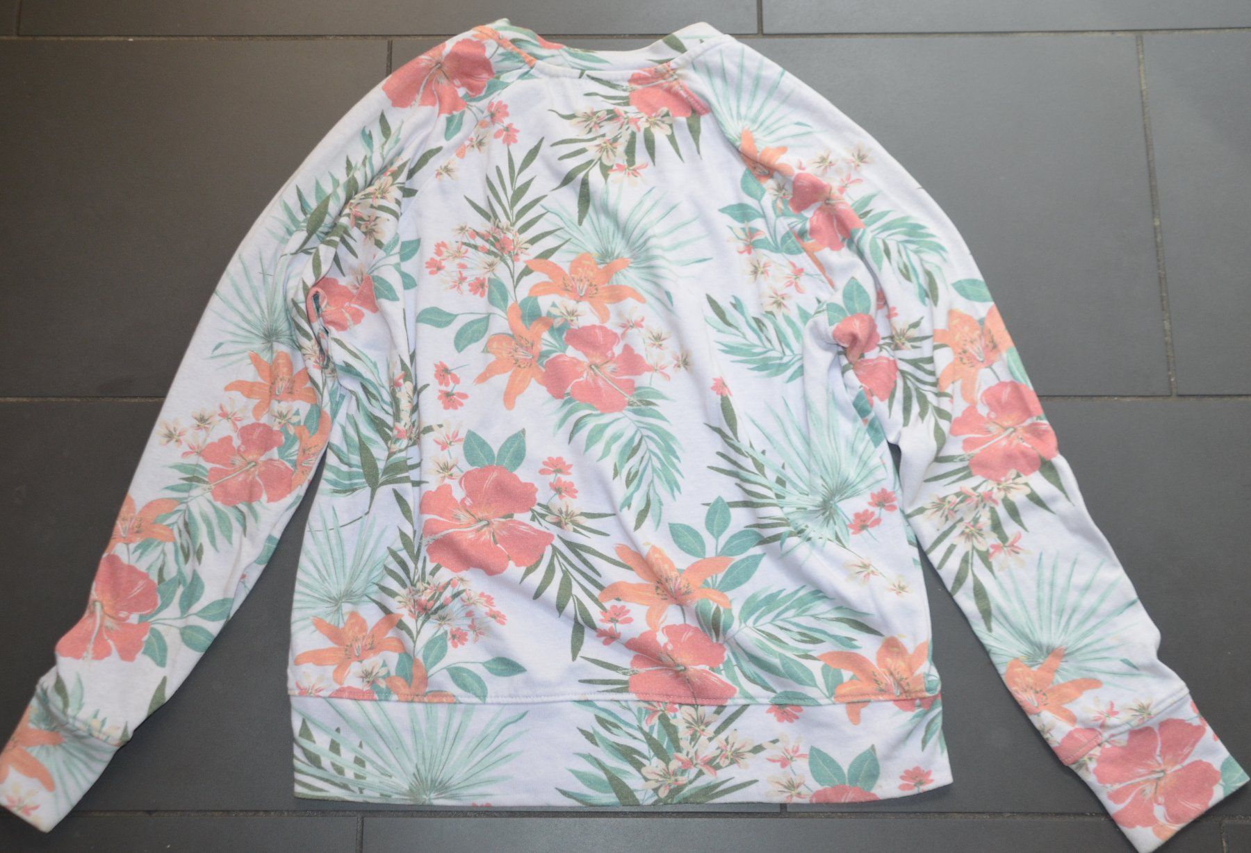 Pullover & Sweatshirts: Sundry Pullover / pull Sweatshirt S/M – Gebraucht aus Collonges von arashee 1