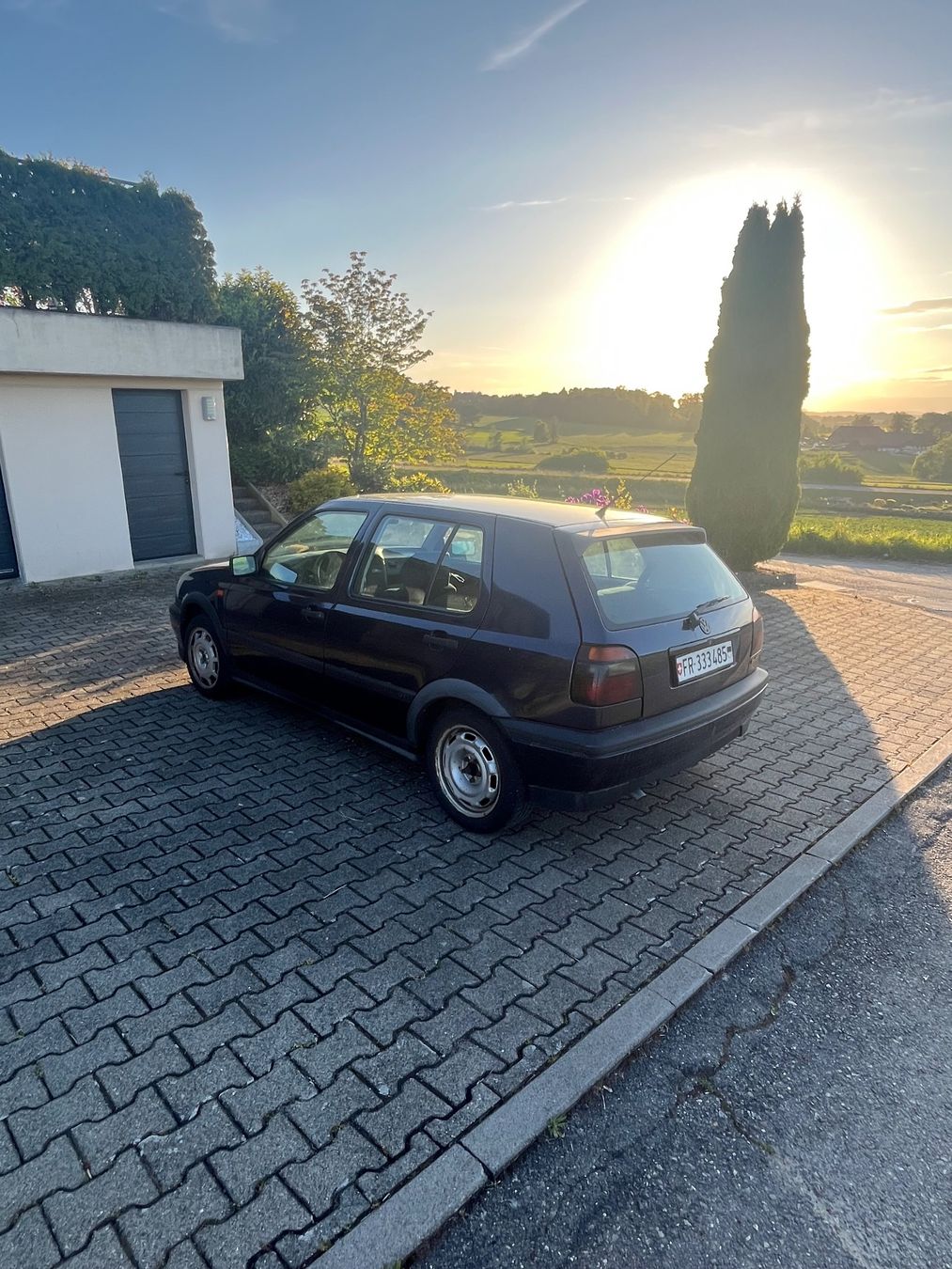 VW Automobili: VW Golf 3 GTI 1992 Dunkelblau – Usato da Ueberstorf venduto da jul_vkv6 1