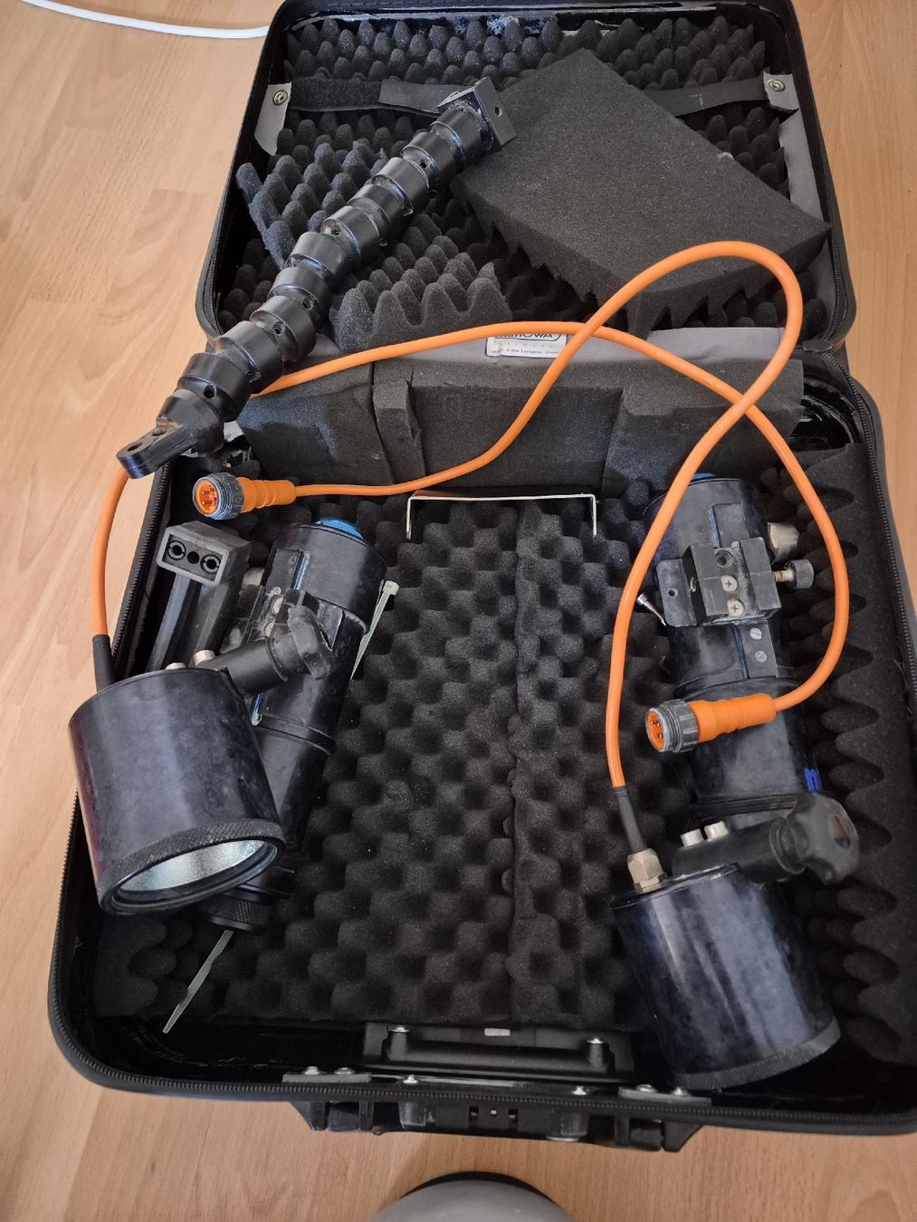Lampade & Macchine fotografiche: Unterwasserkamera Gehäuse mit Lampen – Usato da Rorschach venduto da Deepblack89 3