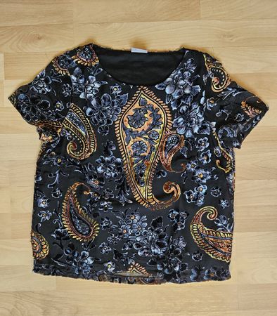 Vero Moda T-Shirt mit Samtverzierung