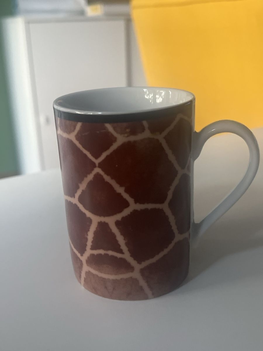 Tazze: Tasse – Usato da Basel venduto da Dambiii