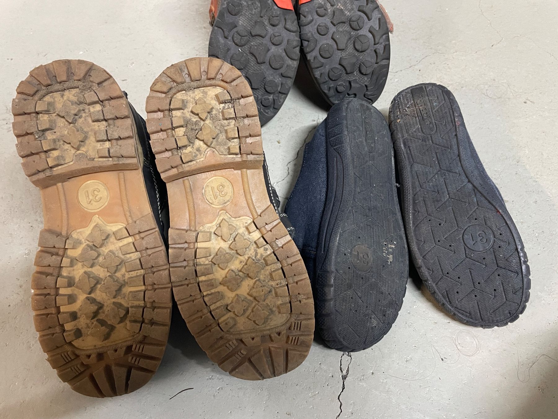 Schuhe für Jungen: Schuhpaket Grösse 31 – Gebraucht aus Buchs SG von Buxerli_ 3