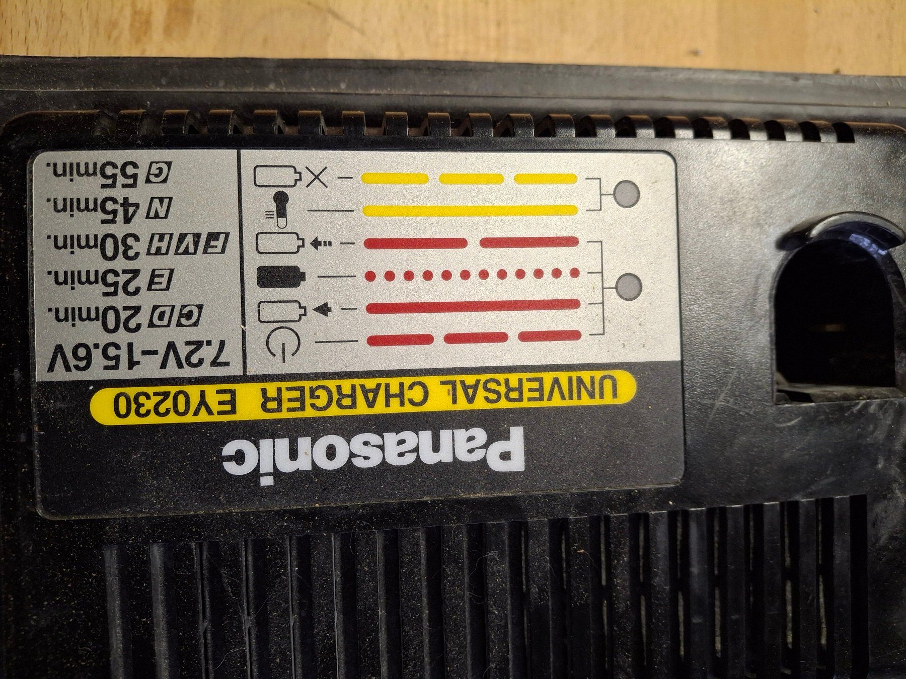 Panasonic Bohrmaschinen: Akku Schrauber Panasonic EY6432 – Gebraucht aus Horw von tomacin 5