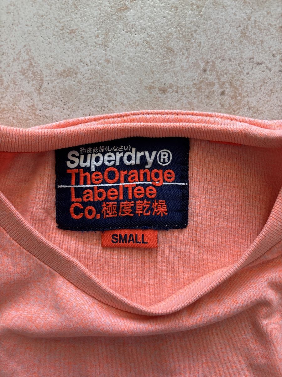 Superdry T-shirt: Superdry t-shirt taille S – Usato da Blonay venduto da Ollorvi 1