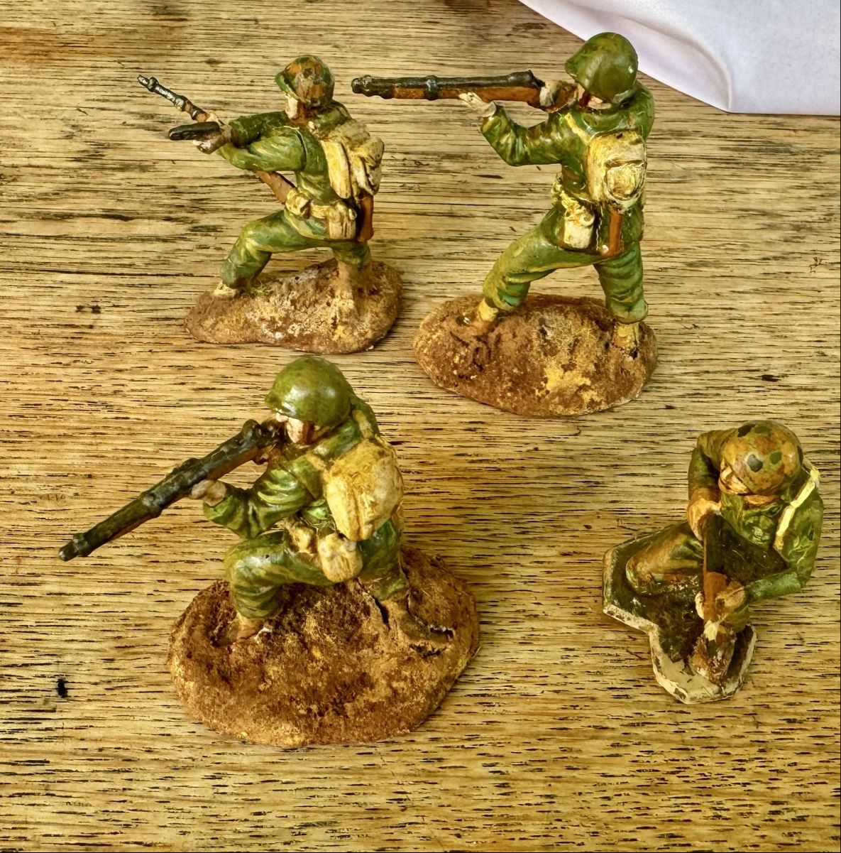 Figuren: 4 bemalte Soldaten - Marines? – Gebraucht aus Wettswil von osoma99 1
