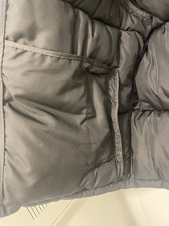 H&M Jacken: Bella e calda giacca invernale – Gebraucht aus Losone von pelchr 1