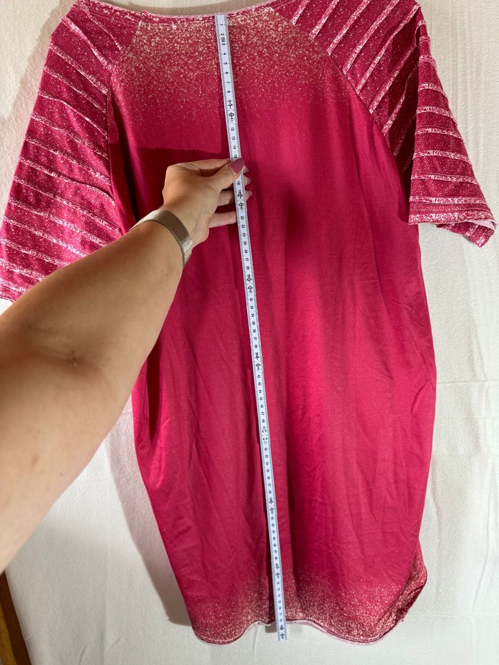 T-Shirts: pink-rotes Shirt Grösse M – Gebraucht aus Grosswangen von SALE_SALE_SALE 4
