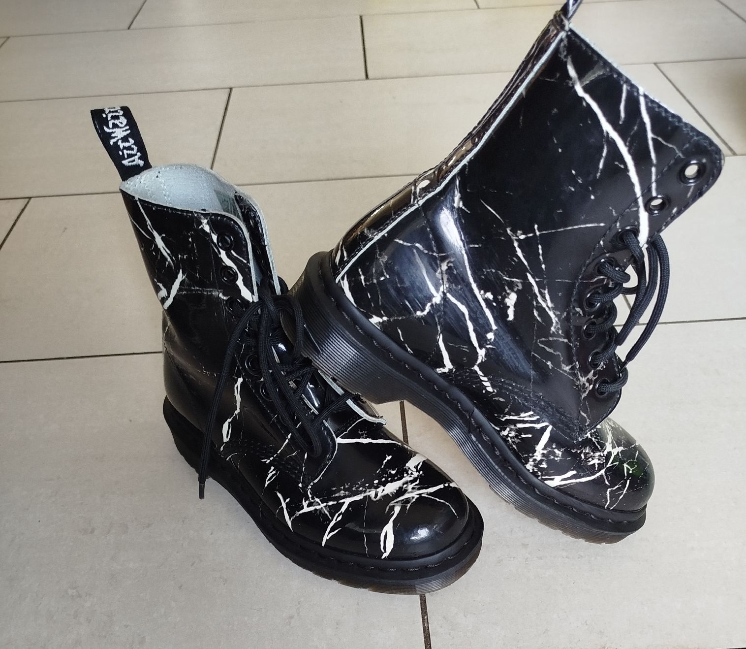 Dr. Martens Damenschuhe: Dr. Martens Pascal Marble, Grösse 36, Top Zustand! – Gebraucht aus Rupperswil von Annet.Dann888 1