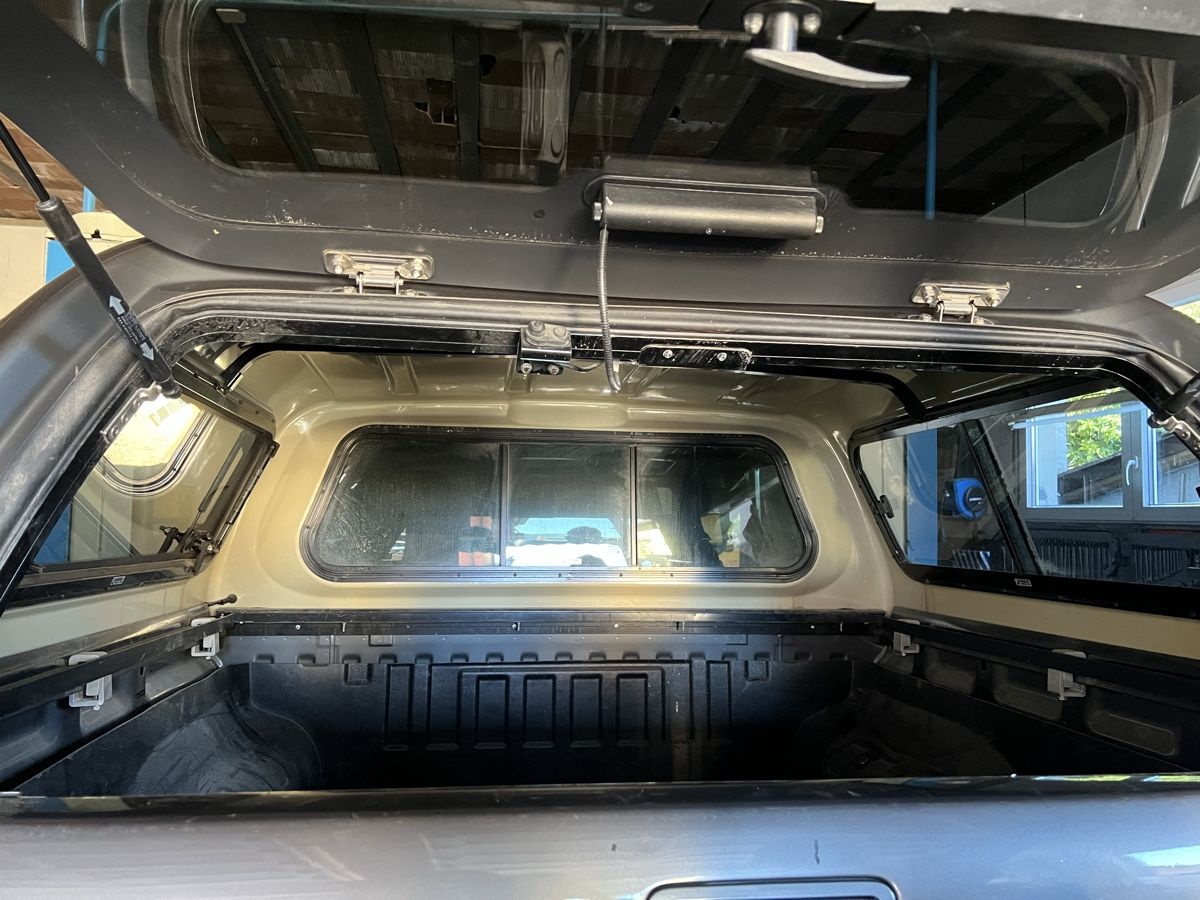 VW Accessori per altri veicoli: Hardtop VW Amarok – Usato da Pura venduto da Rino68 3
