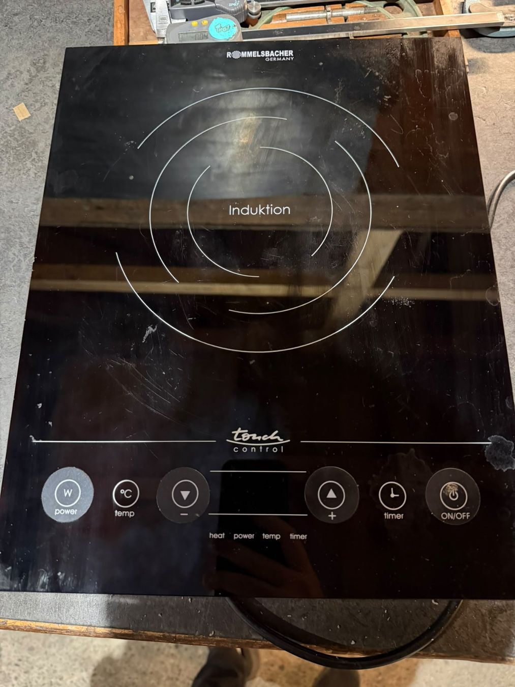 Rommelsbacher Elettrodomestici da cucina: Induktionskochfeld Rommelsbacher mit Touch Control schwarz – Usato da Buchs AG venduto da Werkstatt-Shop