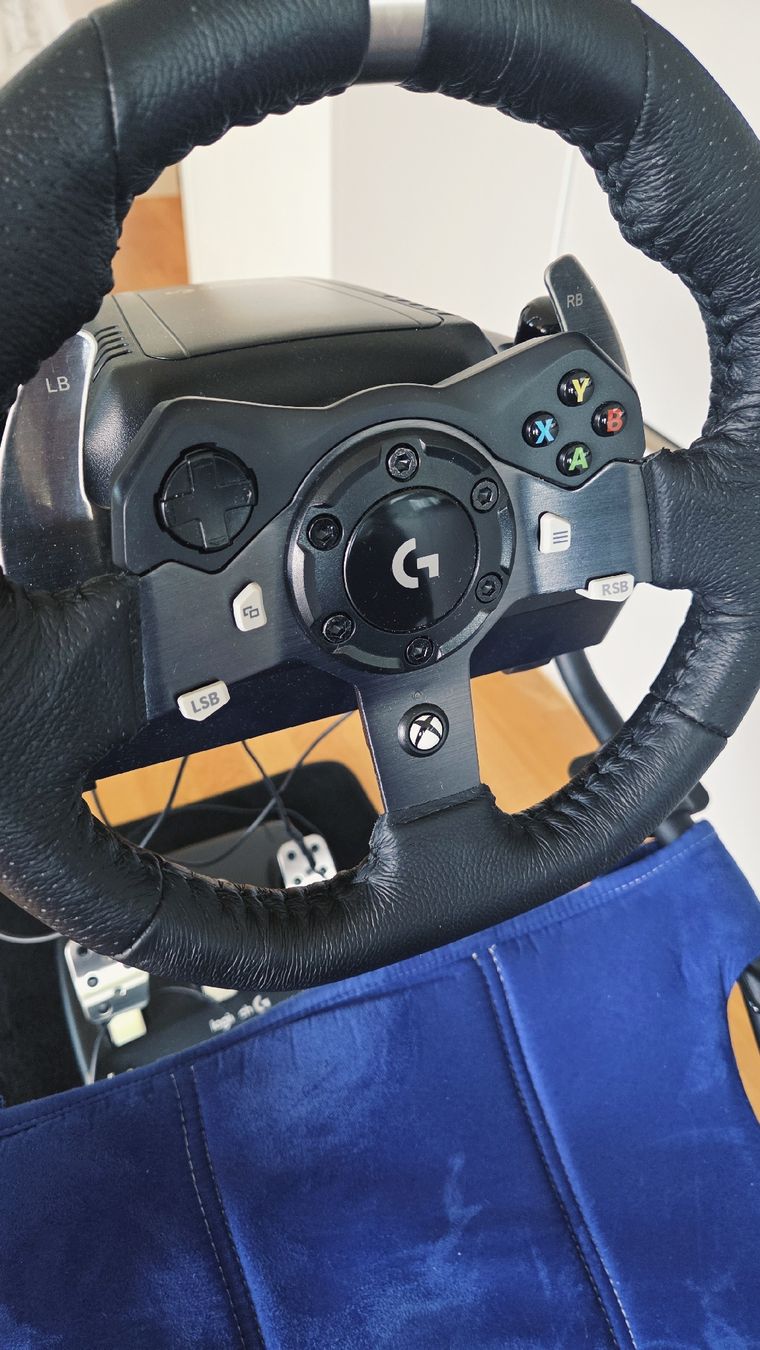 Logitech Controller: Playseat Challenge + Logitech G290 Xbox + floor mat – Usato da Mellingen venduto da Moss28 1