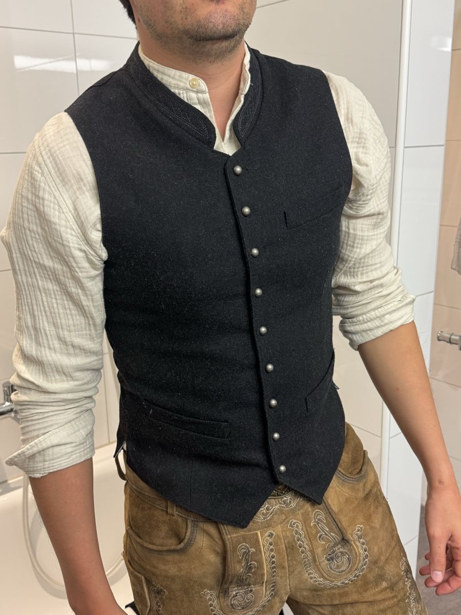 Vestes: Trachtenweste Herren schwarz/anthrazit – D'occasion à Kreuzlingen par mar_c6dw