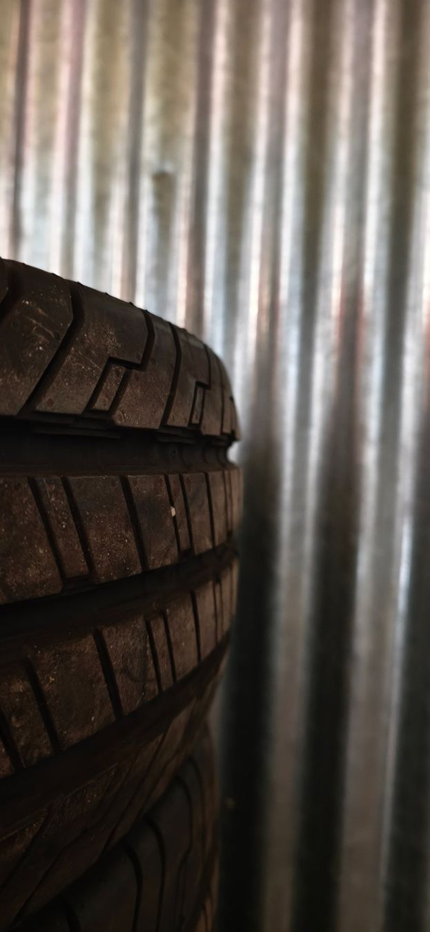 Sonstiges Schreiben & Zeichnen: Pneus été 215/75 R16C - NEUVES – Neu und originalverpackt aus Renens VD von Ersid2022 2