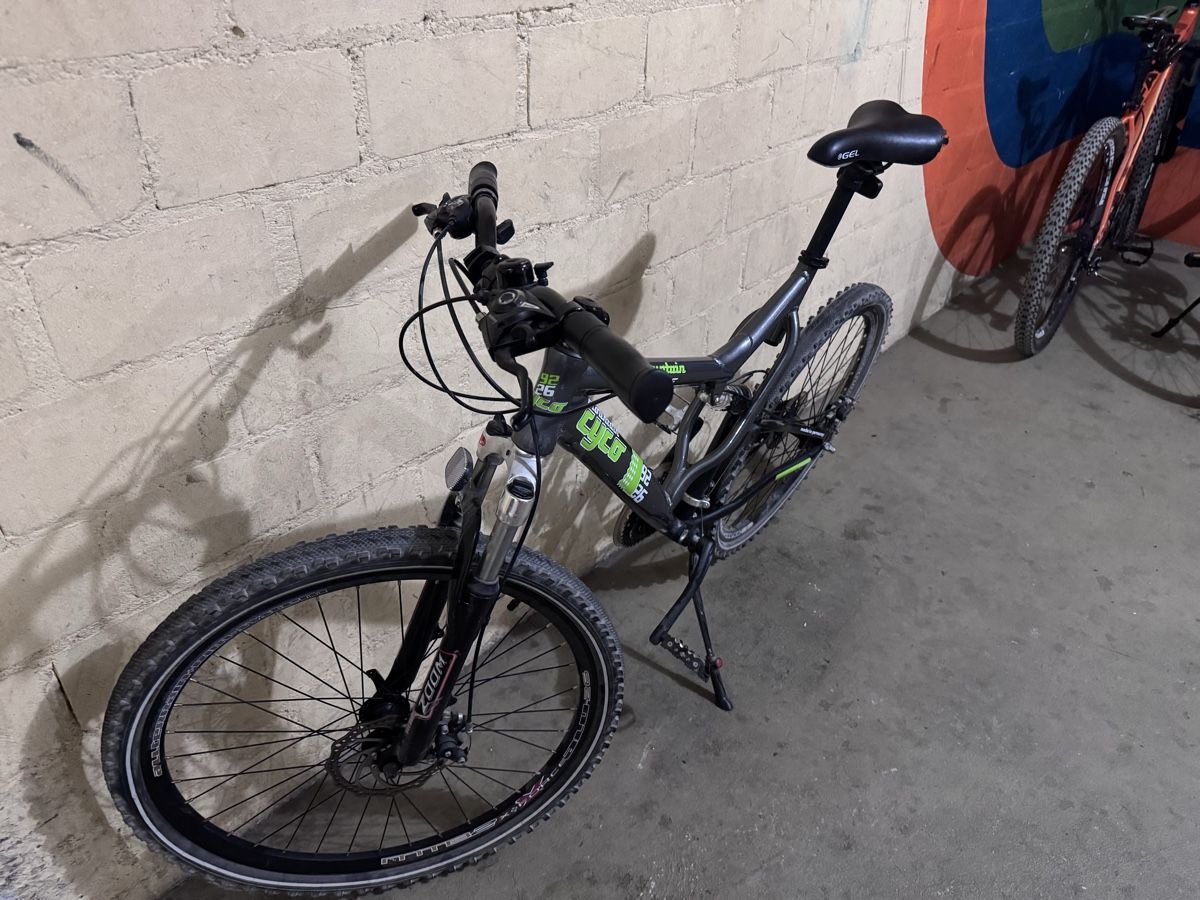 Velos: 1x Elektro Velo 2x Velos  – Gebraucht aus Brugg AG von ToniMontana95 4