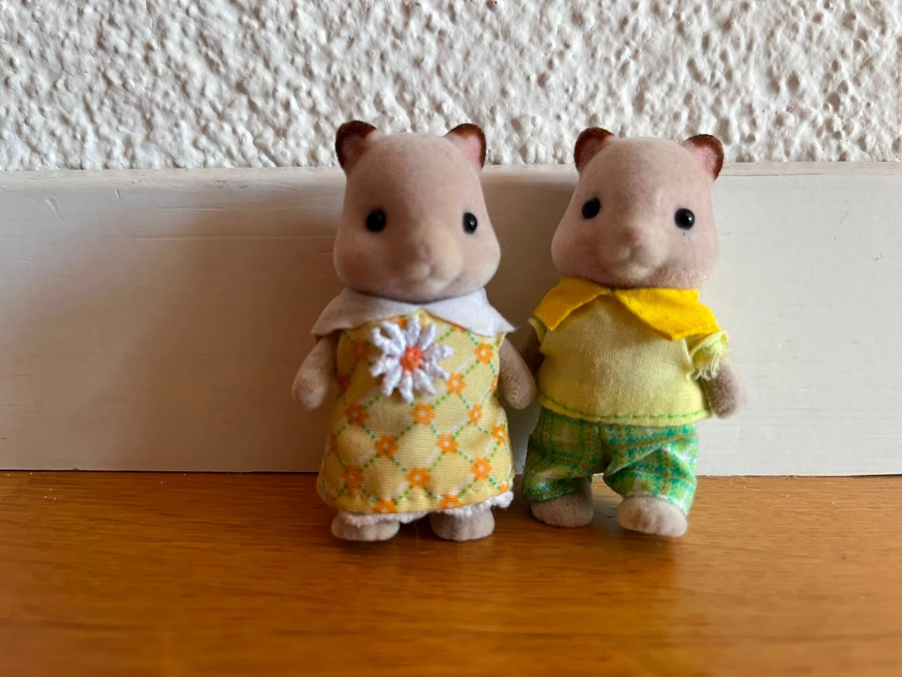 Sylvanian families Giocattoli: SYlvanian families figures – Usato da zumikon venduto da pet_2dxb 1