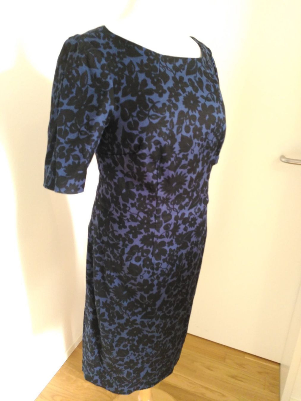 Vestiti: Kleid mit Blumenmuster von Boden – Usato da Zürich venduto da van_5xbk