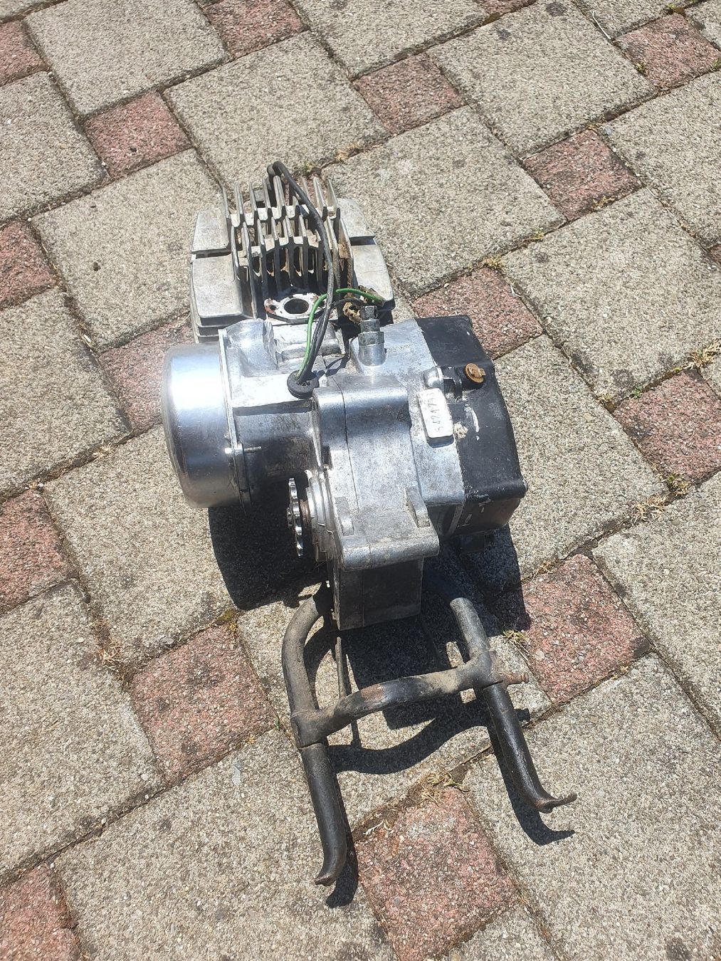 Puch Parti ricambio per ciclomotori: Puch Maxi LG2 Rahmen mit Motor – Usato da Herznach venduto da VwGolfer 7
