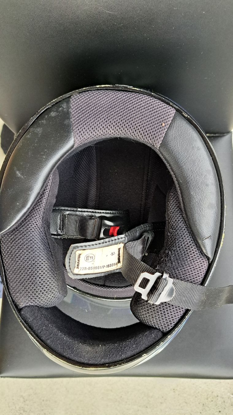Helme & Visiere: blauer Motorradhelm – Gebraucht aus Abtwil AG von Queenstown 1