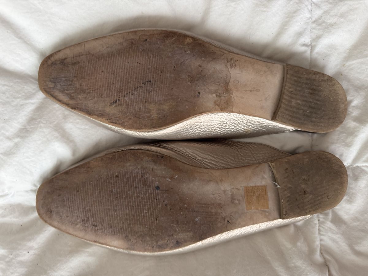 Damenschuhe: Mules LAB en cuir dorée , taille 40 - Chic – Gebraucht aus Genève von lejardindesvetements 2