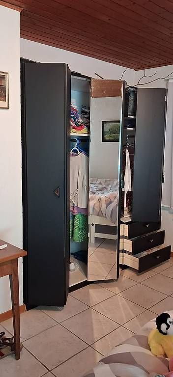 Schränke: Armoire de chambre – Gebraucht aus Rocourt von Ouzetau 2