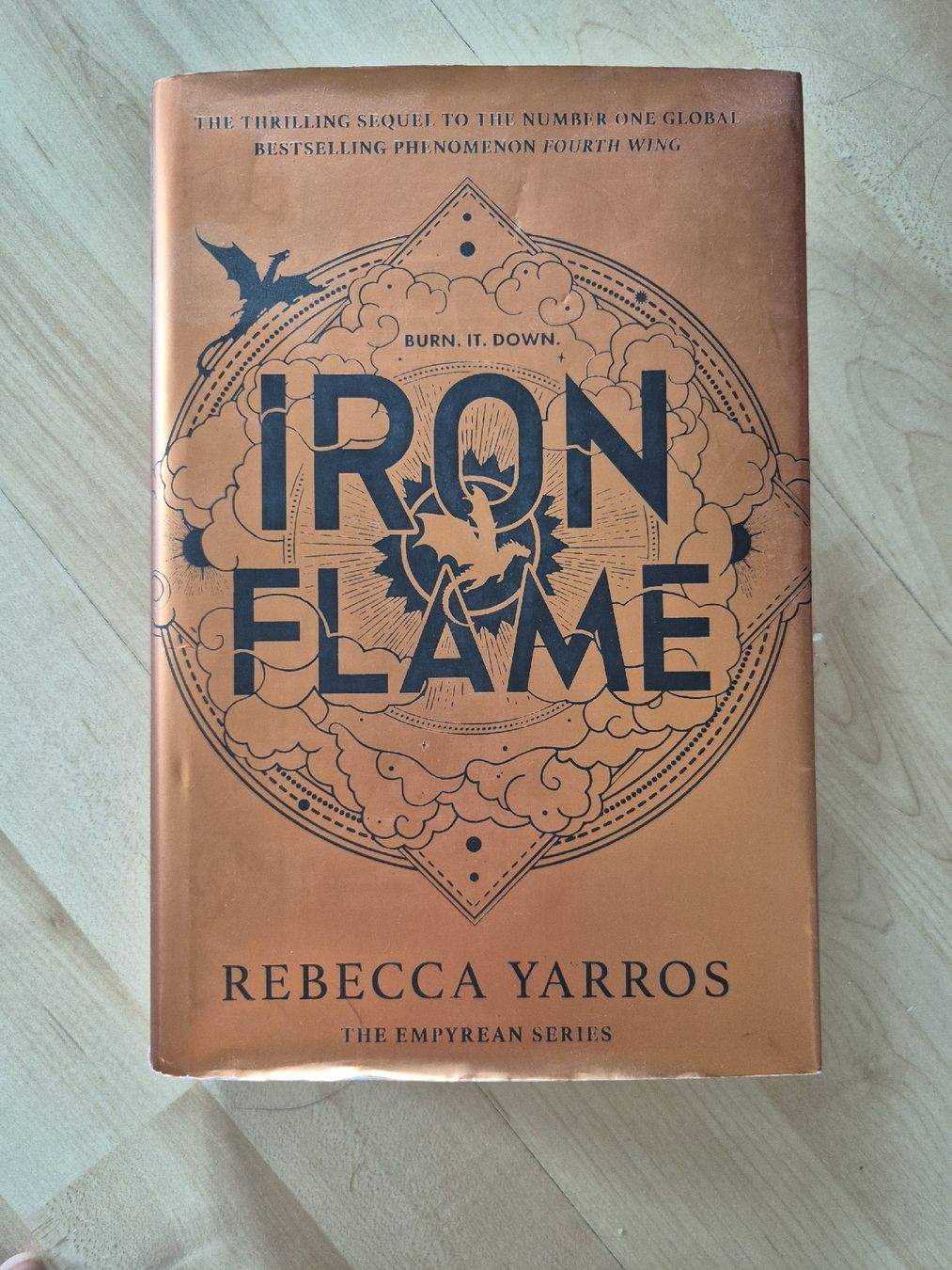 Bücher: Iron Flame – Gebraucht aus Oberengstringen von Jully1896