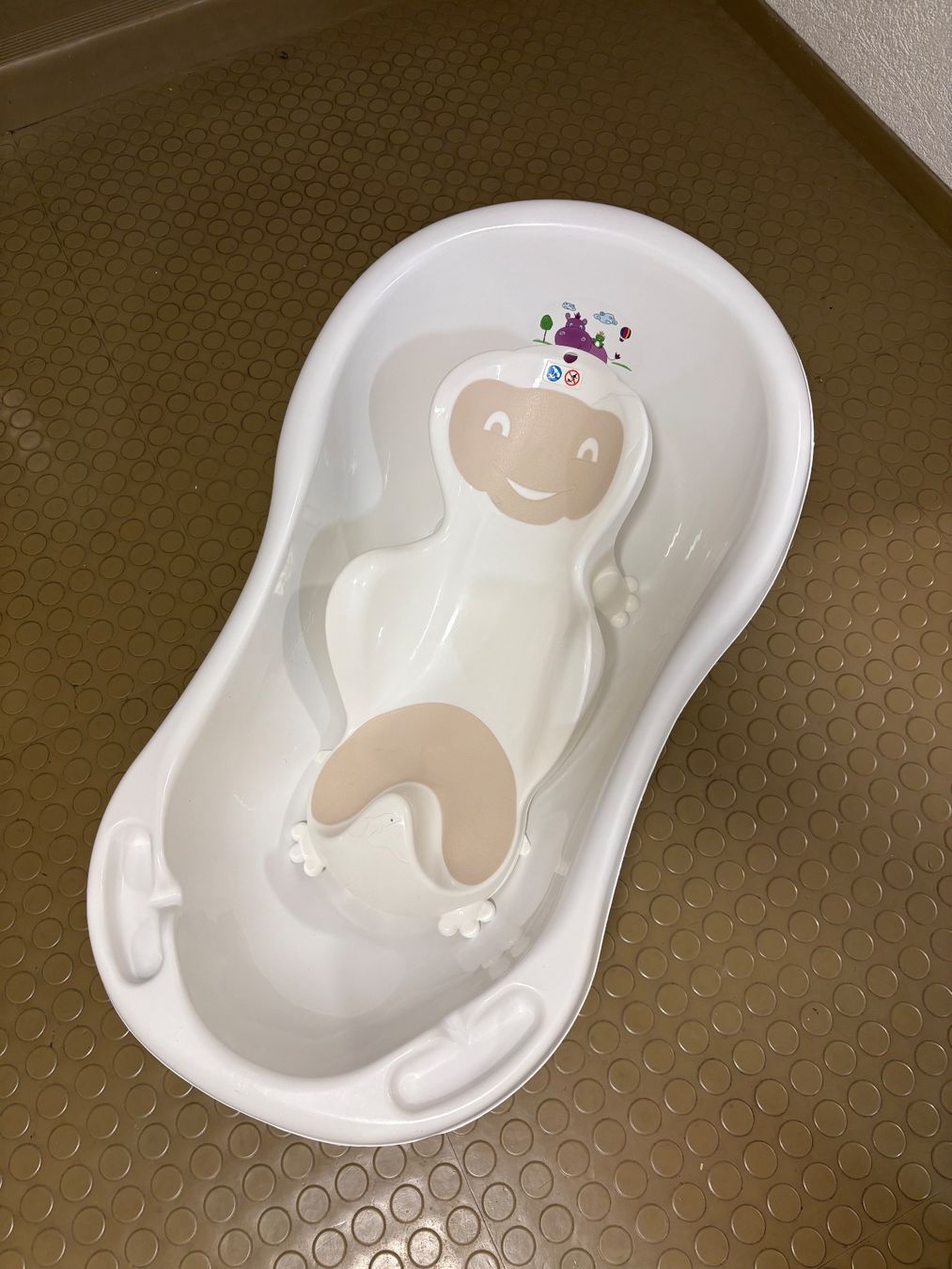 Vasche da bagno: Badewanne mit einem Badewannensitz – Usato da Oberhofen am Thunersee venduto da ver_n9w9 3