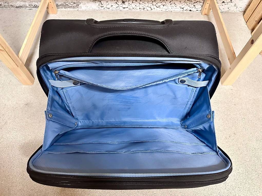Samsonite Valigie: SAMSONITE B-Lite Business Trolley 42 l Black – Usato da Aarwangen venduto da arimiak 4