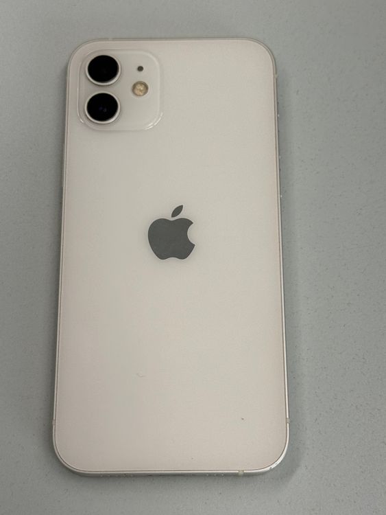 iPhone 12 128GB (Refurbished)