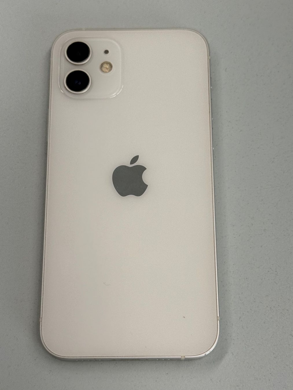 Apple Handys / Smartphones: iPhone 12 128GB (Refurbished) – Gebraucht aus Zug von ElPhone