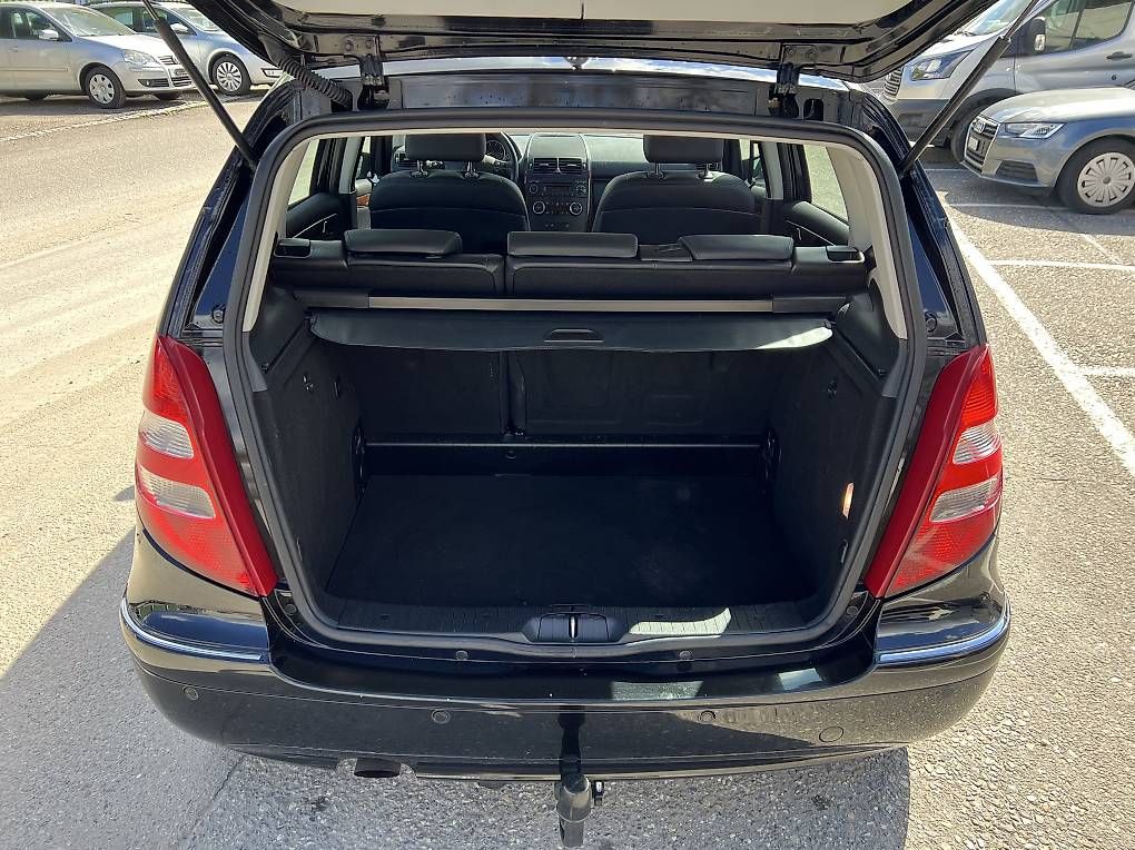 Mercedes-Benz Automobili: Mercedes Benz A200 Automat – Usato da Hunzenschwil venduto da asm_v9dj 4
