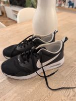 NIKE Air Max Tavas Gr. 40