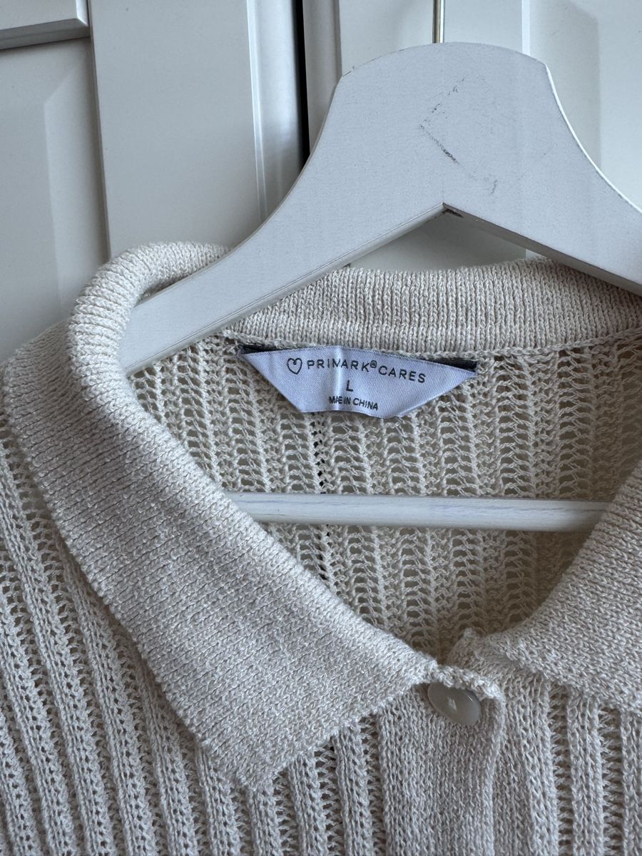 Primark Tops: Strickpolo Primark Cares beige – Neuf avec emballage d'origine à Adligenswil par lor_2zfw 1