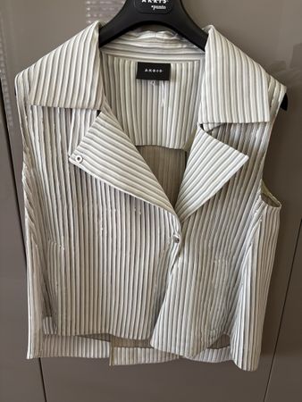 Akris silk gilet top 