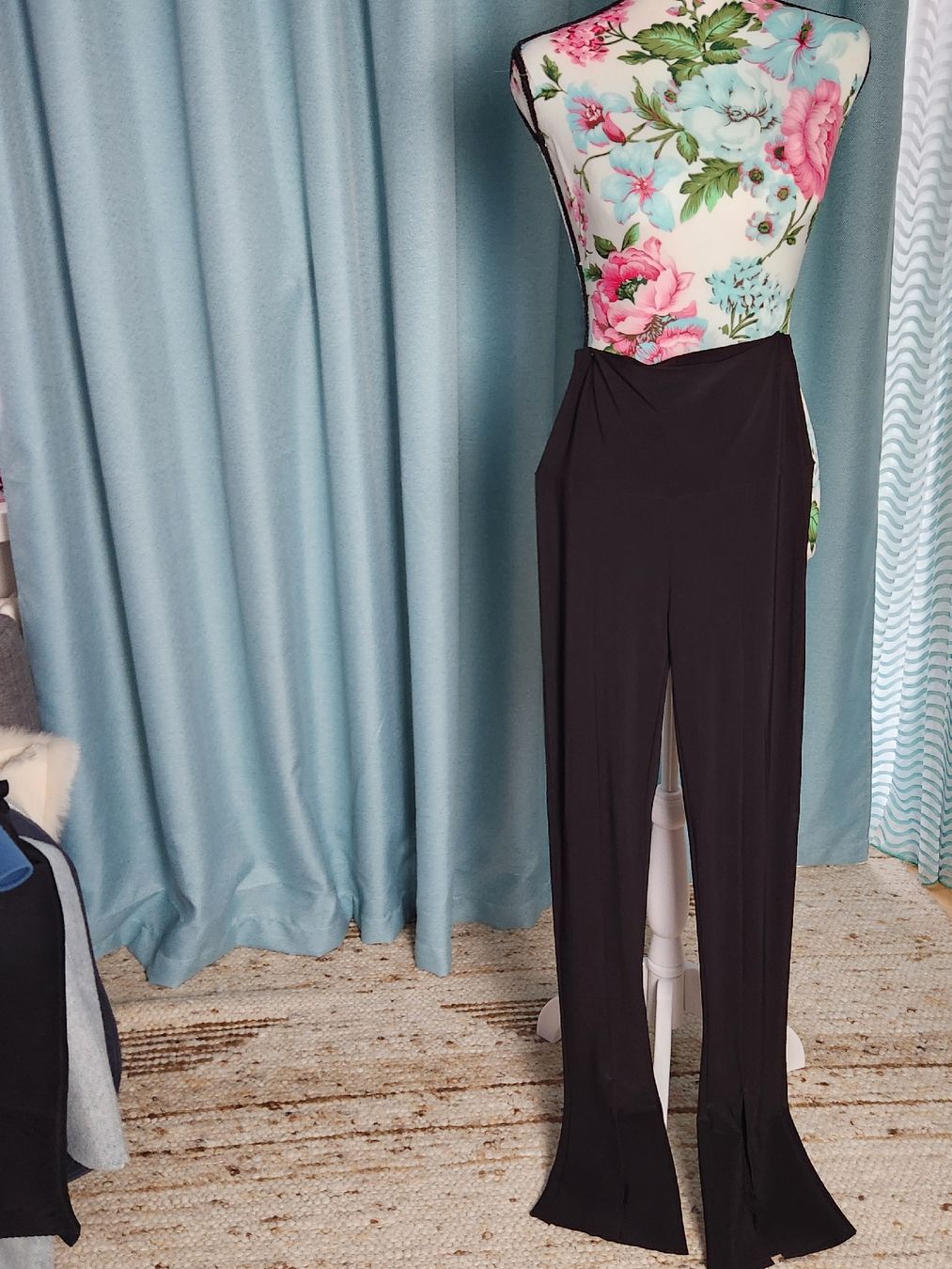 Tute: Damen Jumpsuit NORMAKAMALI, Grösse M – Nuovo (secondo la descrizione) da Fällanden venduto da ekaterinatheissl 1