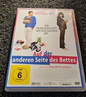 Auf der anderen Seite des Bettes(21296)