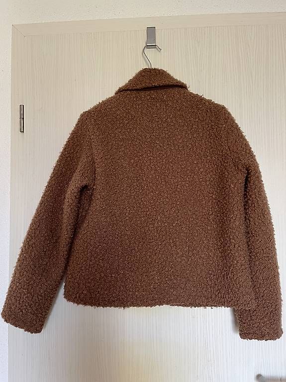 Vestes: hellbraune Winterjacke Gr.34 – D'occasion à St. Gallen par andreav. 1