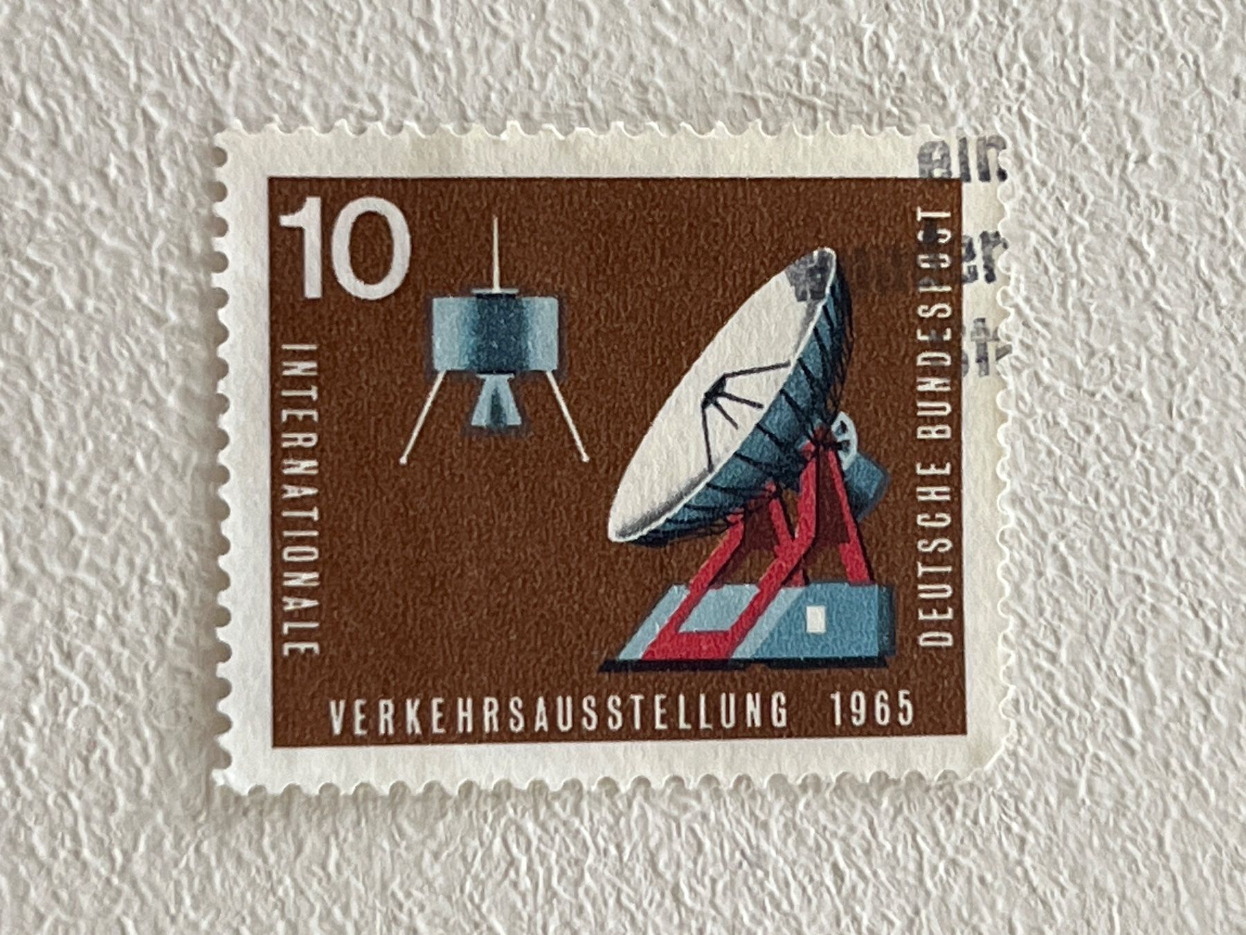 Tutti i francobolli: Cosmo und Space Theme Briefmarke – Usato da Chiasso venduto da AzenYa