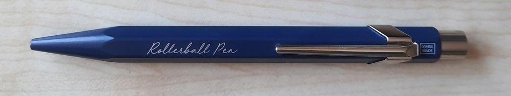 Caran D'Ache 849 Tintenpatrone Roller In Blau, M-Spitze (0,7 Mm) - Swiss Made